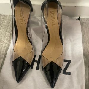 Schutz Pumps